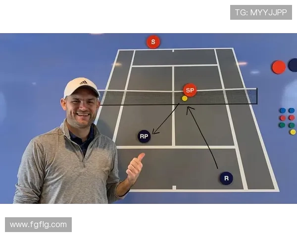 南京网球队区域防守策略揭秘:深度解析网球战术与团队协作技巧 南京网球队区域防守策略揭秘:深度解析网球战术与团队协作技巧