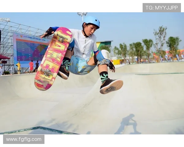 极限运动嘉年华点评:重庆滑板队的比赛经验表现 极限运动嘉年华点评:重庆滑板队的比赛经验表现