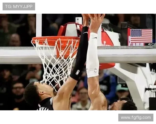 文班亚马首场比赛表现惊人五次盖帽并成功隔扣字母哥引发广泛讨论 文班亚马首场比赛表现惊人五次盖帽并成功隔扣字母哥引发广泛讨论