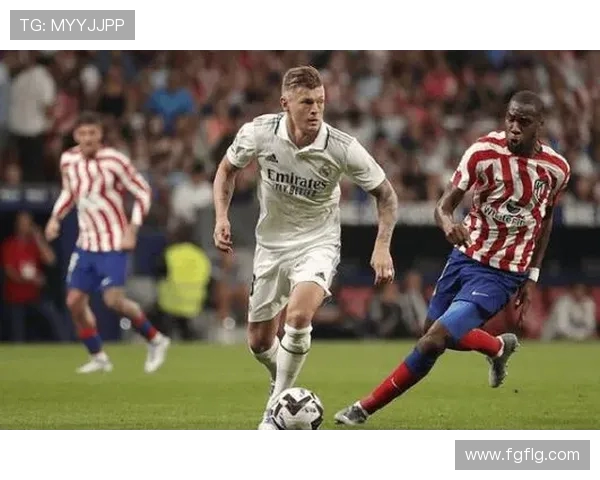 曼彻斯特城与皇马对决赛果揭晓精彩瞬间回顾与分析 曼彻斯特城与皇马对决赛果揭晓精彩瞬间回顾与分析