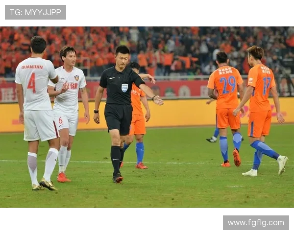 鲁能与权健激战正酣PPTV直播全程呈现精彩瞬间与赛况分析