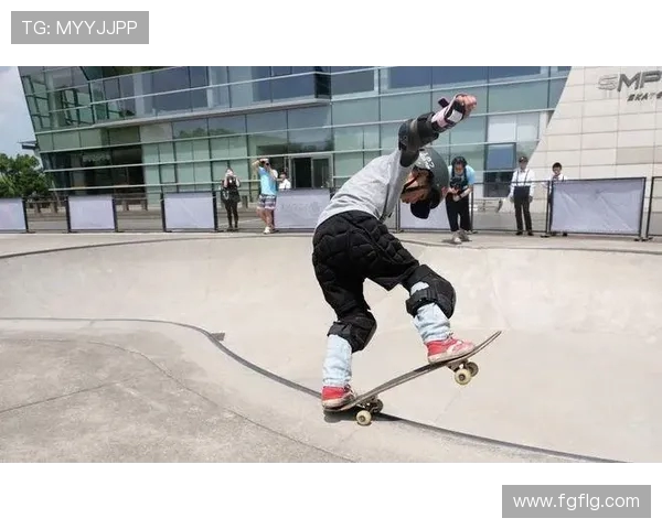 武汉街舞队勇闯极限运动世界杯的奋斗故事与精彩瞬间