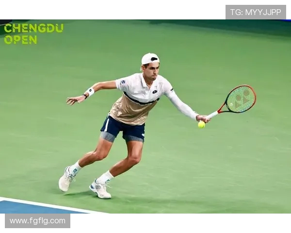 成都网球队技术揭秘：网球巨献背后的训练与策略分析